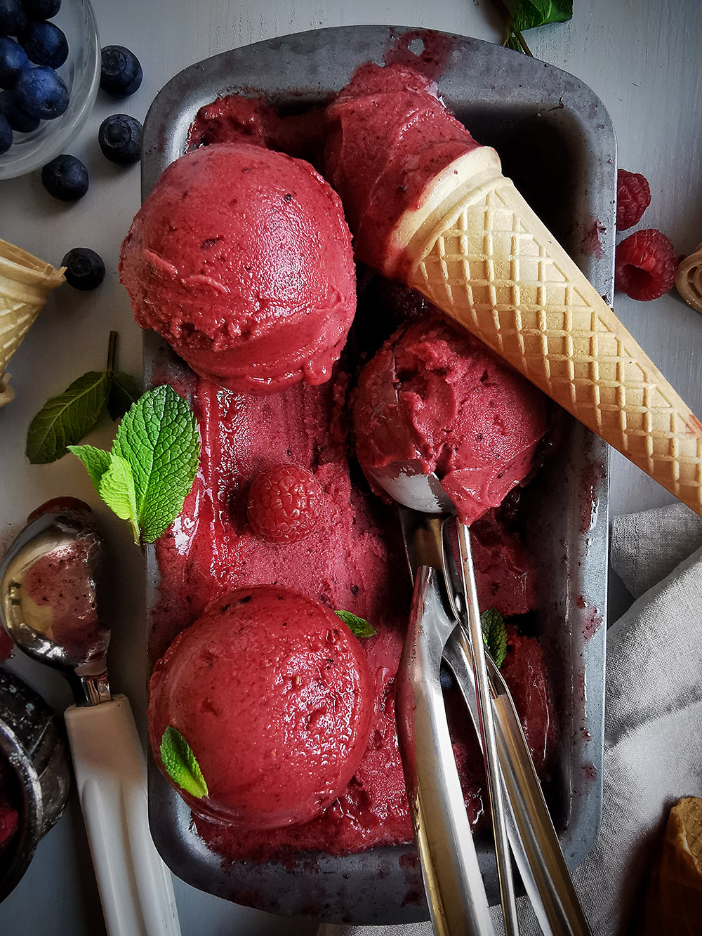 Berry ice cream