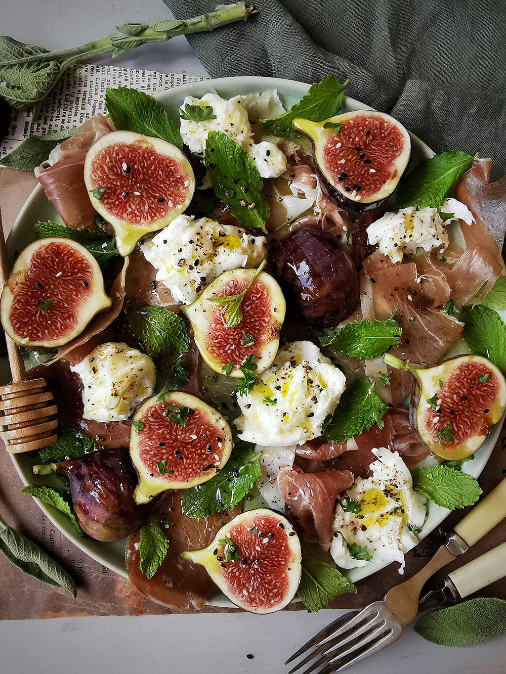 Figs, burrata, prosciutto and mint
