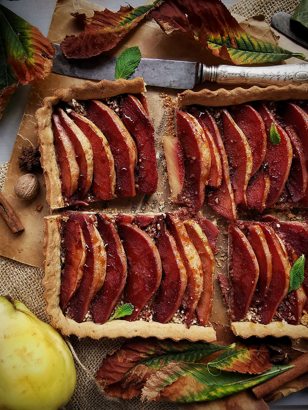 Red wine baked quinces tart