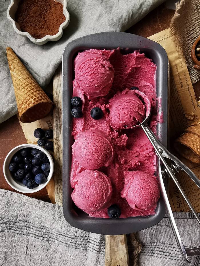Lemon blueberry ice cream