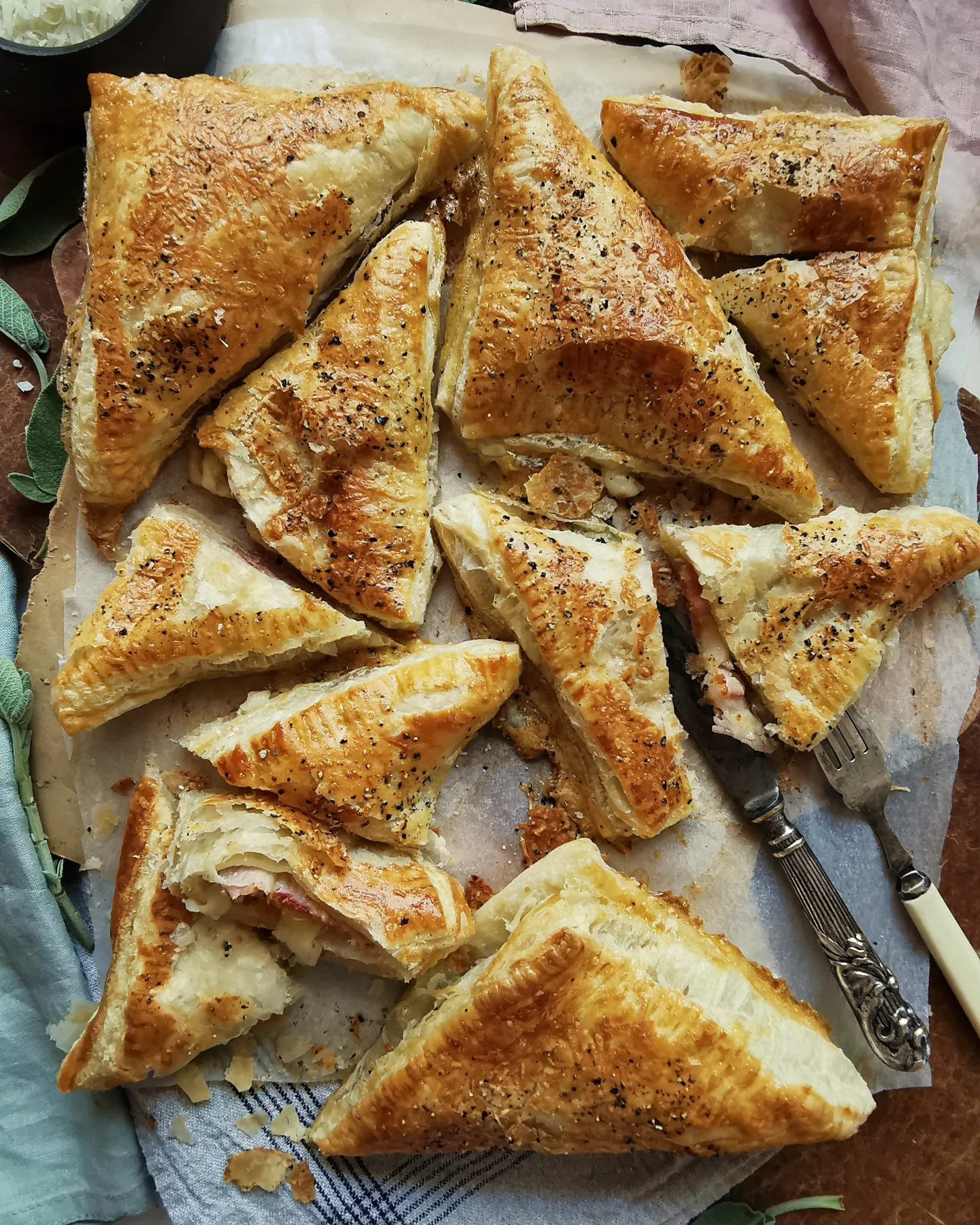 Prosciutto and cheese turnovers