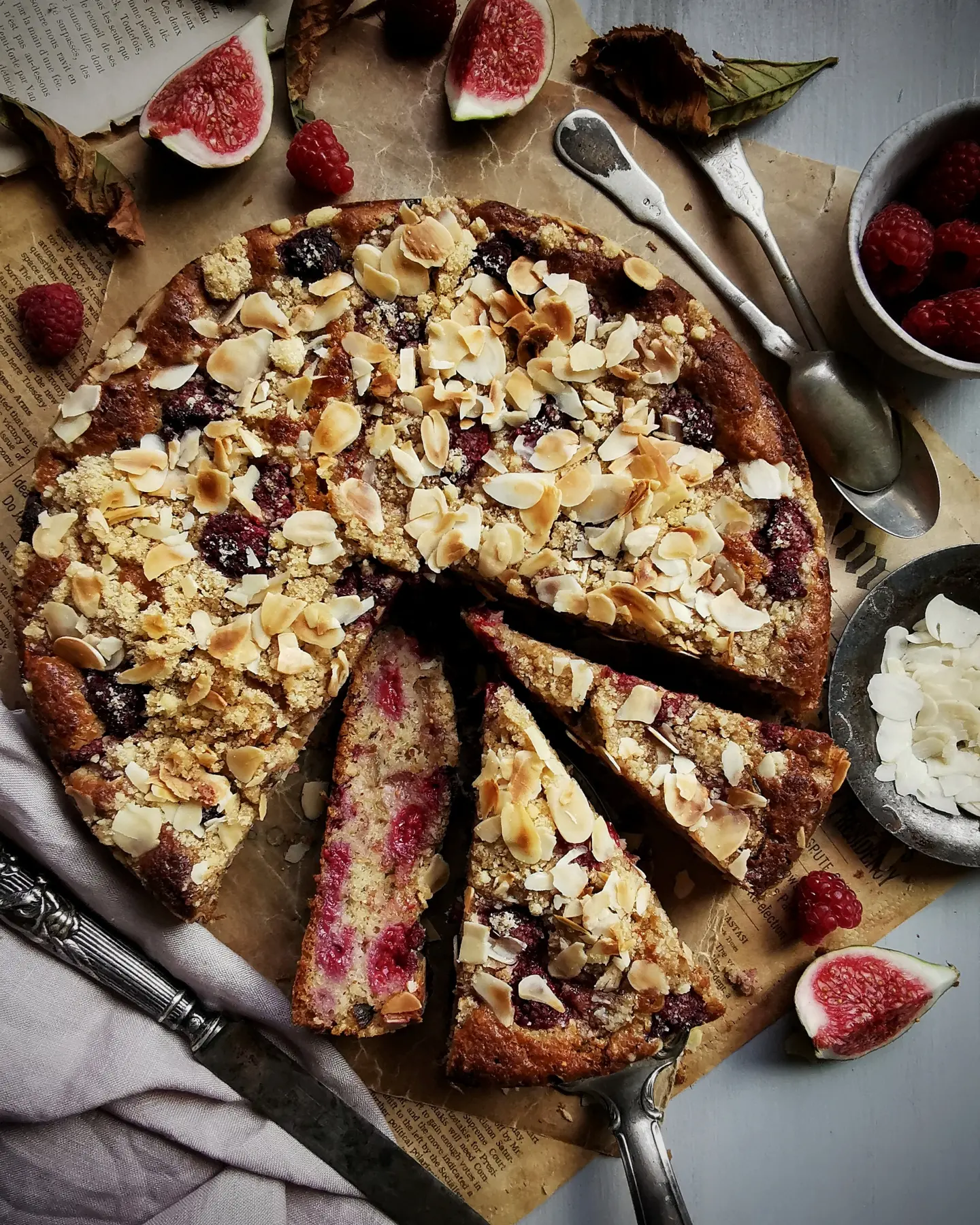Fig, almond, raspberry cake