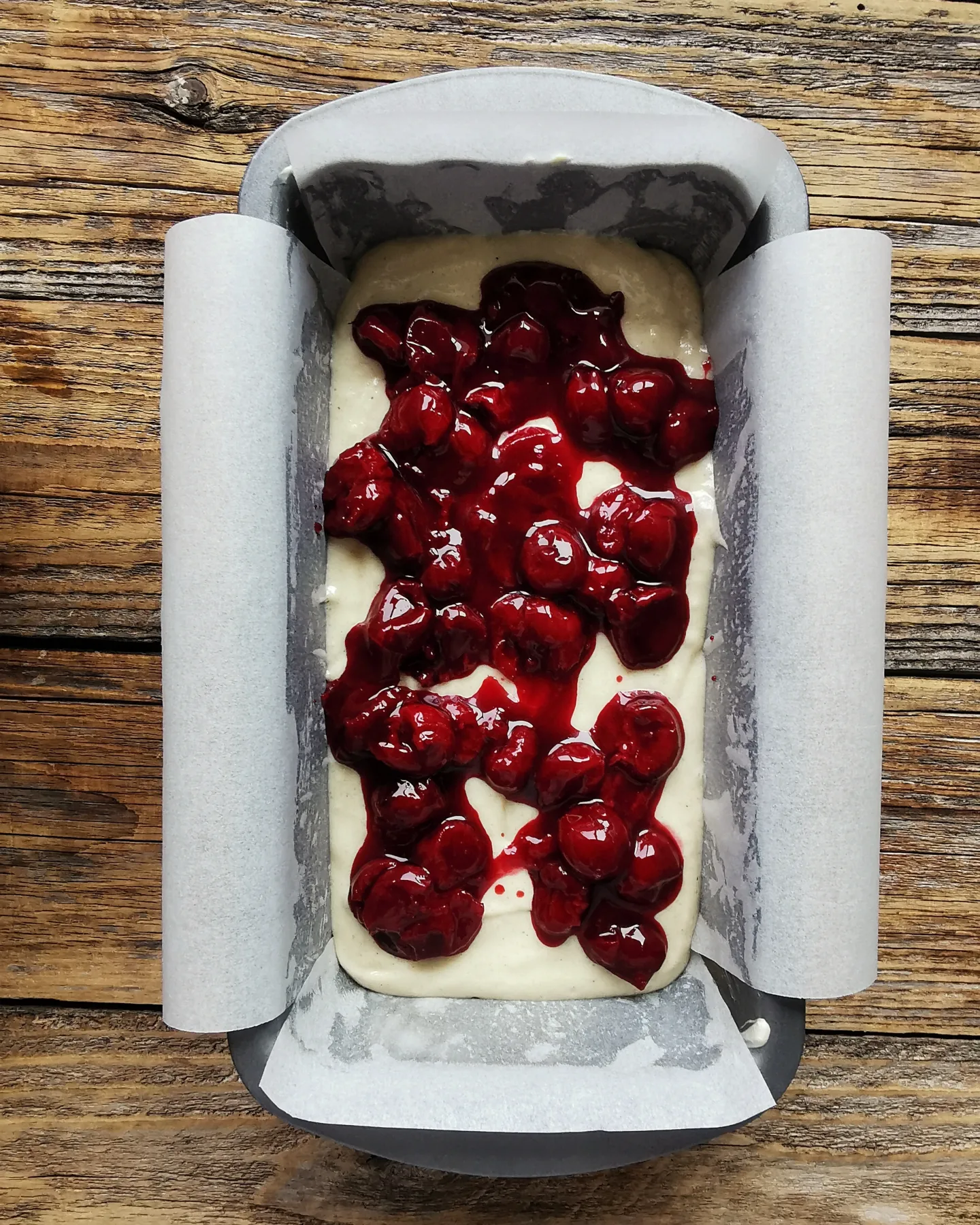Sour cherry swirl cake