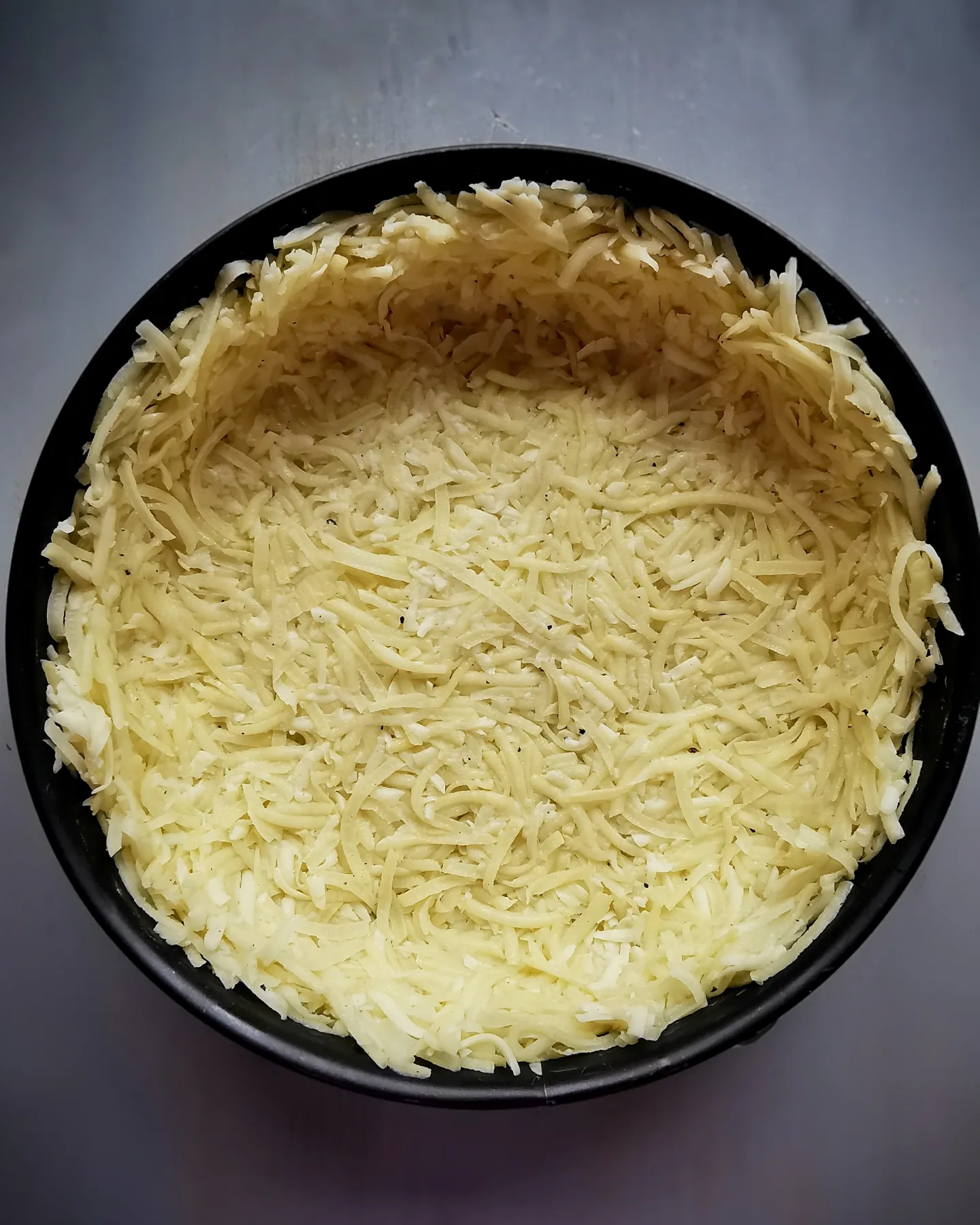 Cheesy potato tart